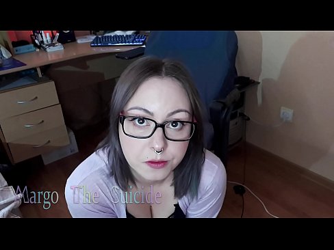 ❤️ Merch Sexy gyda Sbectol Yn Sugno Dildo'n Ddwfn ar y Camera ️ porno Rwsiaidd ar cy.passiveincome1.ru ❌❤